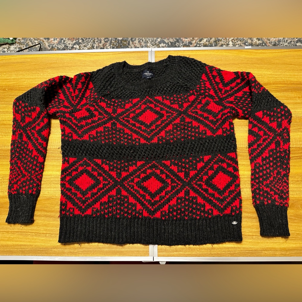 Women’s Navy and Red Patterned Sweater